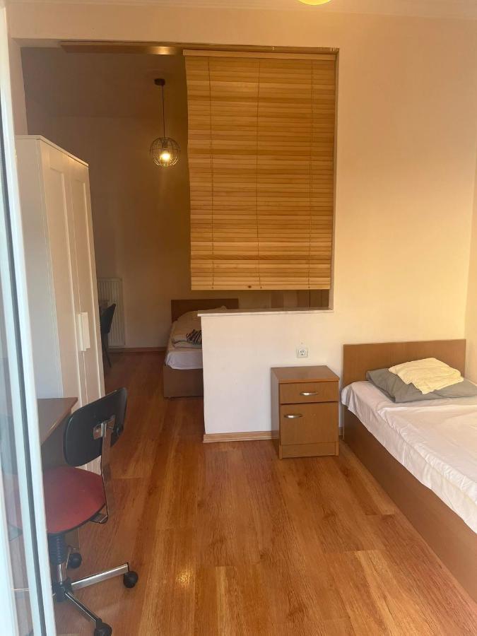Two Bedroom Apartment In Historical Area Tesalonika Bagian luar foto